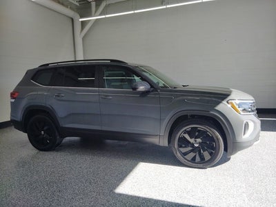 2026 Volkswagen Atlas 2.0T SE w/ Technology