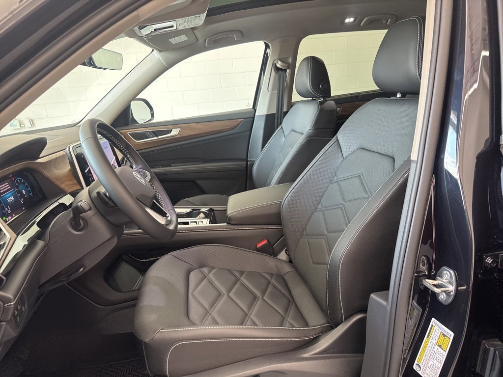 2026 Volkswagen Atlas 2.0T SE w/ Technology