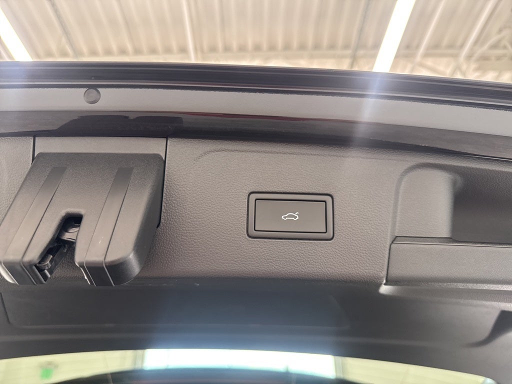 2026 Volkswagen Atlas 2.0T SE w/ Technology