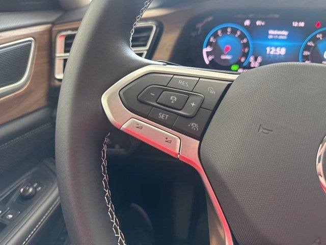 2026 Volkswagen Atlas 2.0T SE w/ Technology