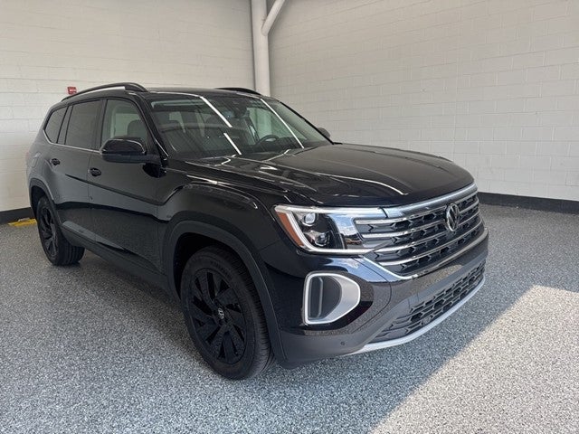 2026 Volkswagen Atlas 2.0T SE w/ Technology