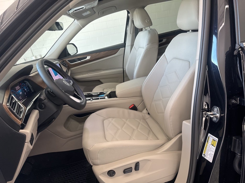 2026 Volkswagen Atlas 2.0T SE w/ Technology