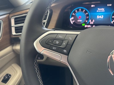 2026 Volkswagen Atlas 2.0T SE w/ Technology