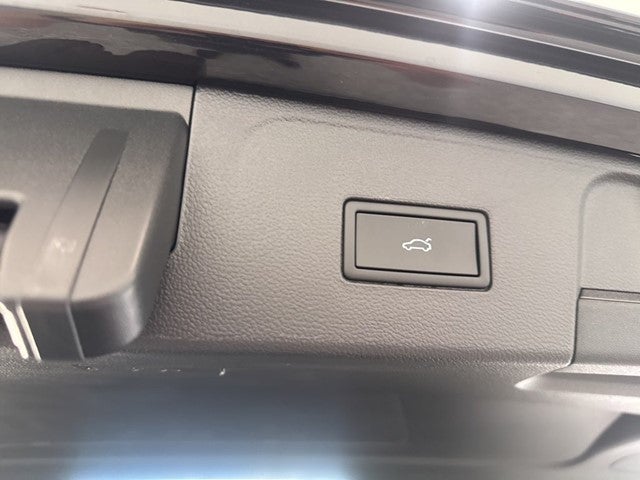 2026 Volkswagen Atlas 2.0T SE w/ Technology