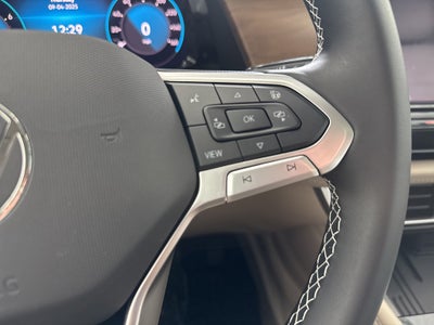 2026 Volkswagen Atlas 2.0T SE w/ Technology