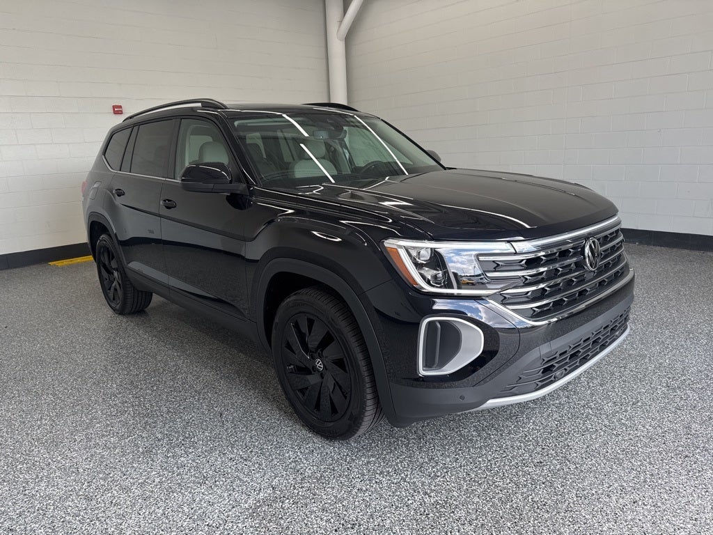 2026 Volkswagen Atlas 2.0T SE w/ Technology