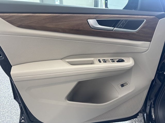 2026 Volkswagen Atlas 2.0T SE w/ Technology