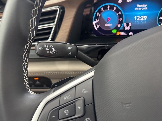 2026 Volkswagen Atlas 2.0T SE w/ Technology