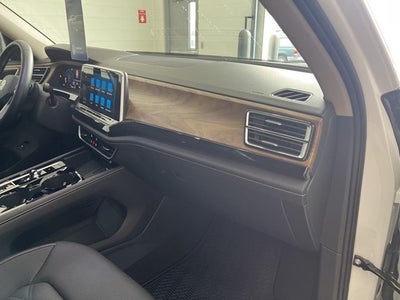 2025 Volkswagen Atlas 2.0T SE