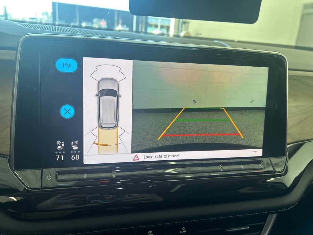 2025 Volkswagen Atlas 2.0T SE