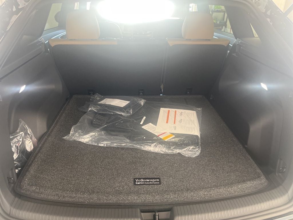 2026 Volkswagen Atlas Cross Sport 2.0T SE