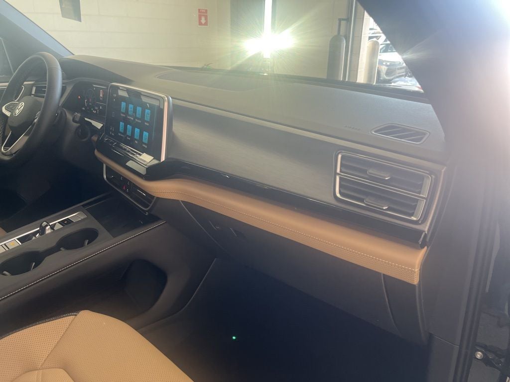 2026 Volkswagen Atlas Cross Sport 2.0T SE