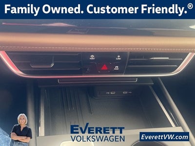 2026 Volkswagen Atlas Cross Sport 2.0T SE