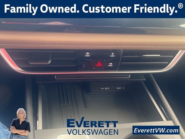 2026 Volkswagen Atlas Cross Sport 2.0T SE