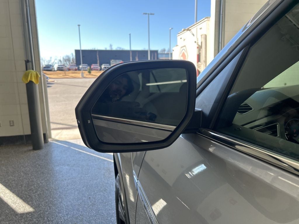 2026 Volkswagen Atlas Cross Sport 2.0T SE