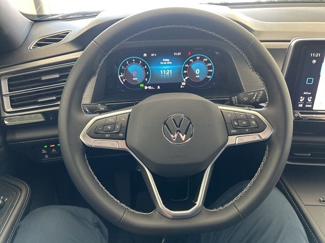 2026 Volkswagen Atlas Cross Sport 2.0T SE