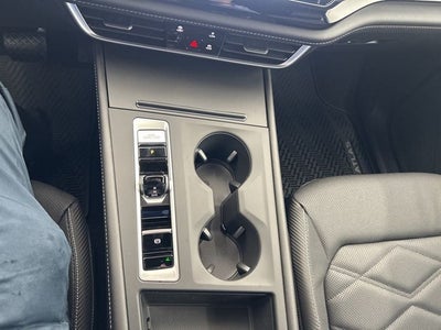 2026 Volkswagen Atlas Cross Sport 2.0T SE