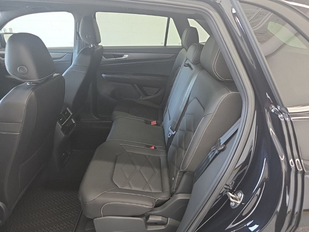 2026 Volkswagen Atlas Cross Sport 2.0T SE