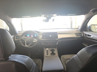 2026 Volkswagen Atlas Cross Sport 2.0T SE
