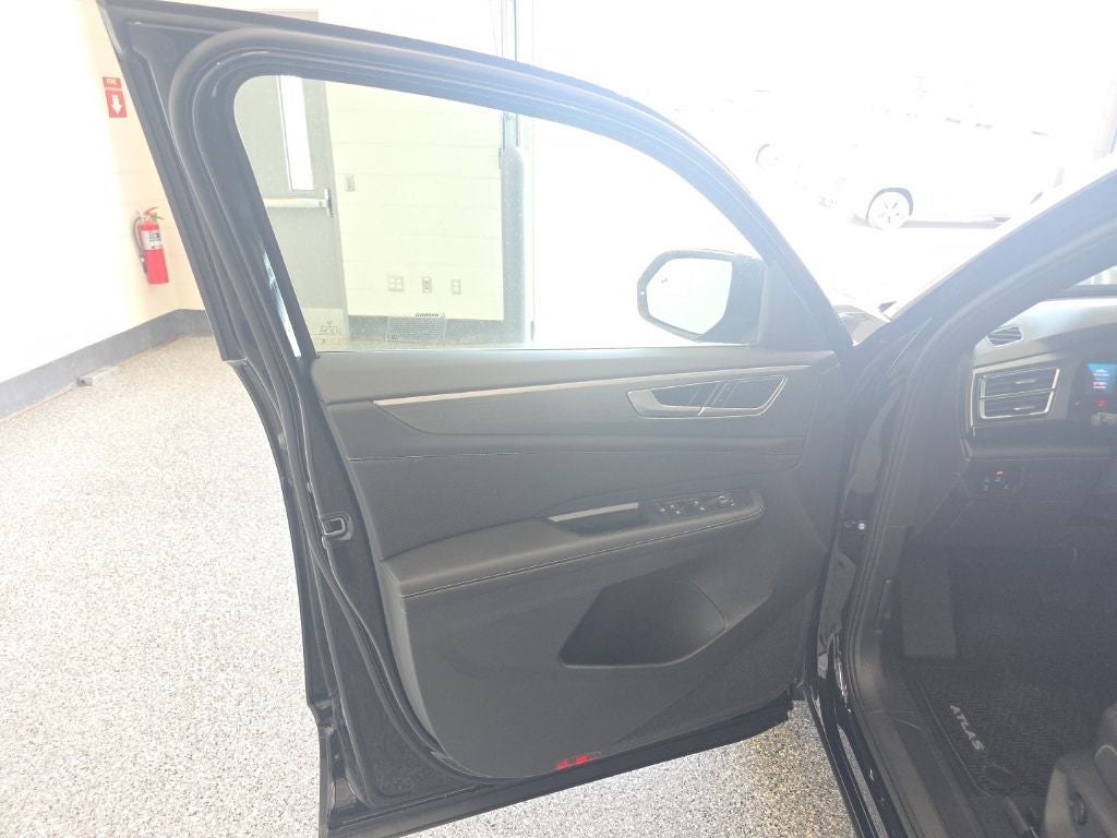 2026 Volkswagen Atlas Cross Sport 2.0T SE