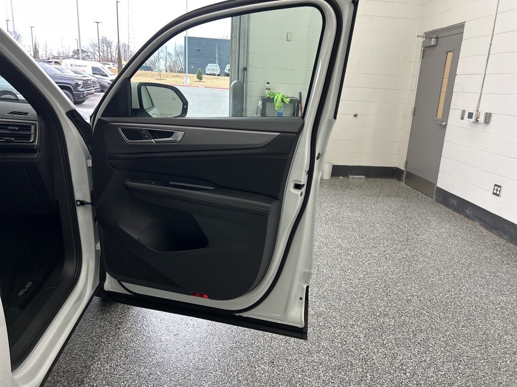 2026 Volkswagen Atlas Cross Sport 2.0T SE