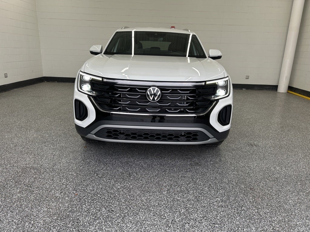 2026 Volkswagen Atlas Cross Sport 2.0T SE