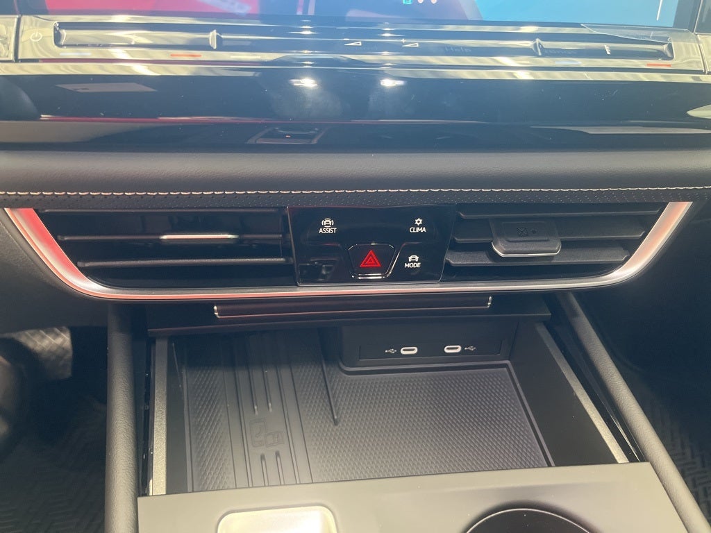 2026 Volkswagen Atlas Cross Sport 2.0T SE