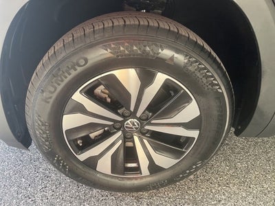 2026 Volkswagen Atlas Cross Sport 2.0T SE