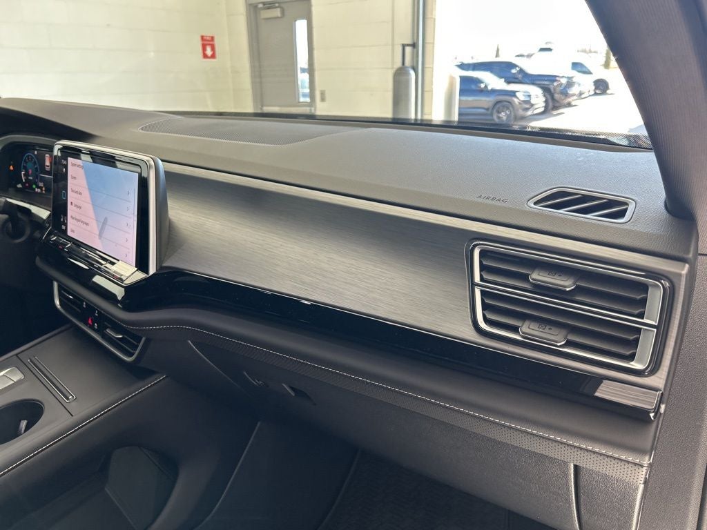 2026 Volkswagen Atlas Cross Sport 2.0T SE