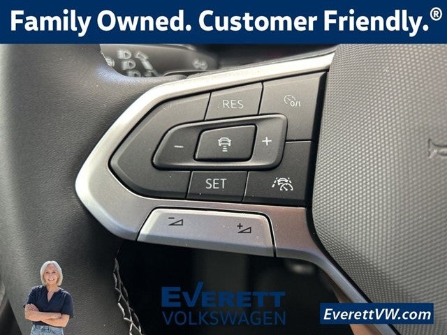 2026 Volkswagen Atlas Cross Sport 2.0T SE