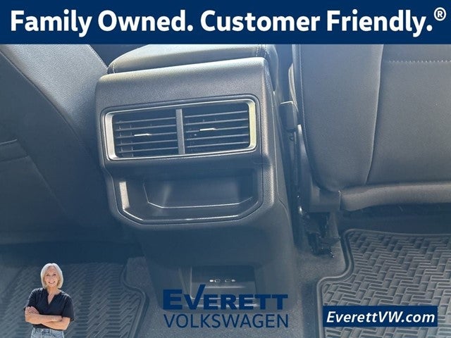 2026 Volkswagen Atlas Cross Sport 2.0T SE