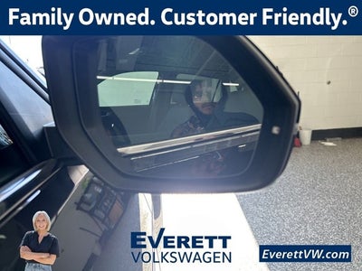 2026 Volkswagen Atlas Cross Sport 2.0T SE