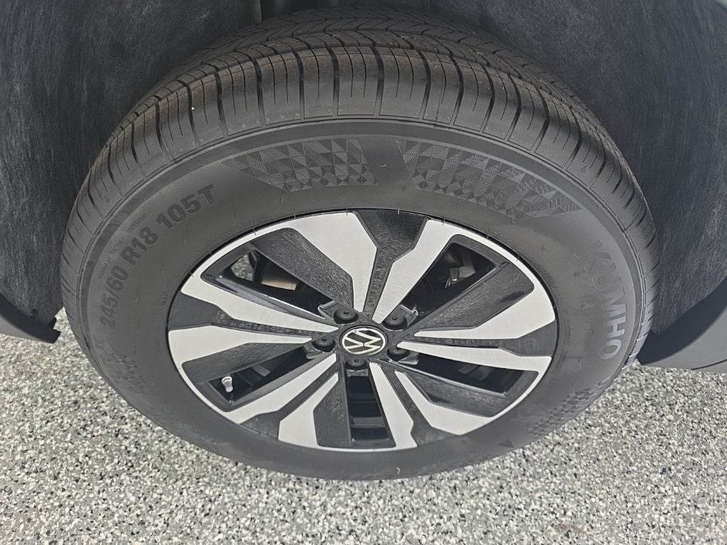 2026 Volkswagen Atlas Cross Sport 2.0T SE