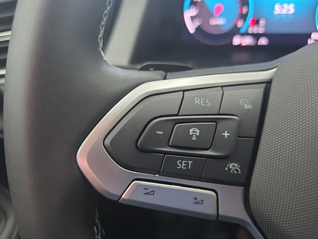 2026 Volkswagen Atlas Cross Sport 2.0T SE