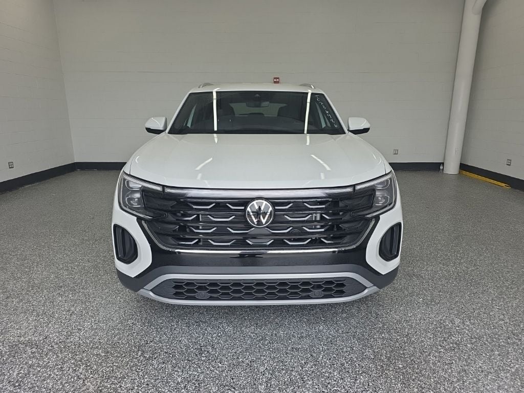 2026 Volkswagen Atlas Cross Sport 2.0T SE