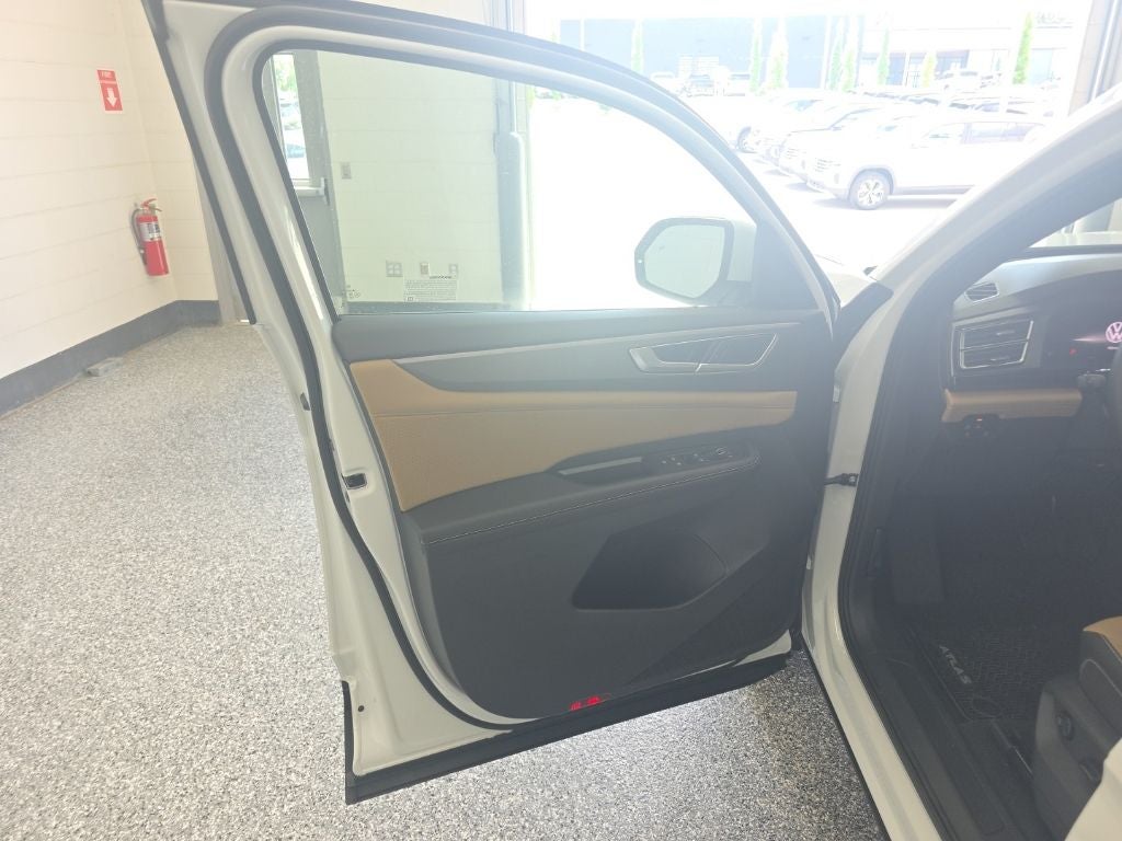 2026 Volkswagen Atlas Cross Sport 2.0T SE
