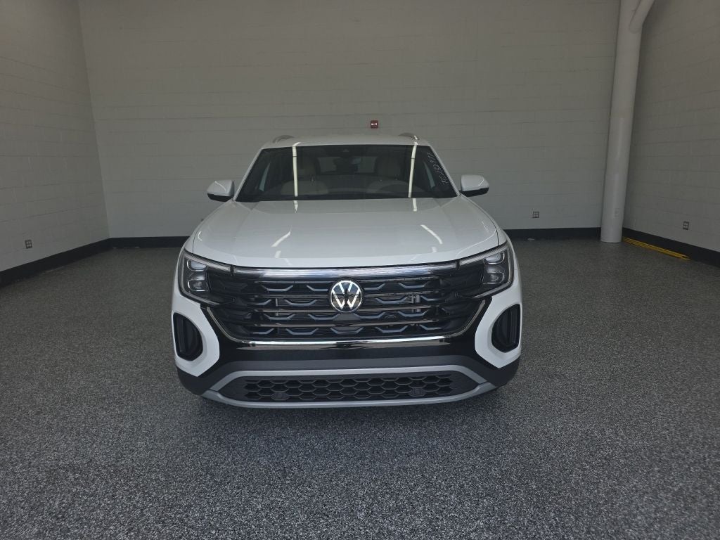 2026 Volkswagen Atlas Cross Sport 2.0T SE