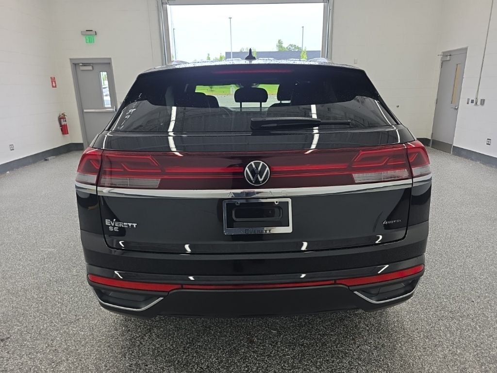2026 Volkswagen Atlas Cross Sport 2.0T SE