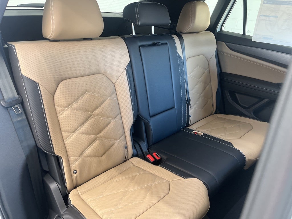 2026 Volkswagen Atlas Cross Sport 2.0T SE