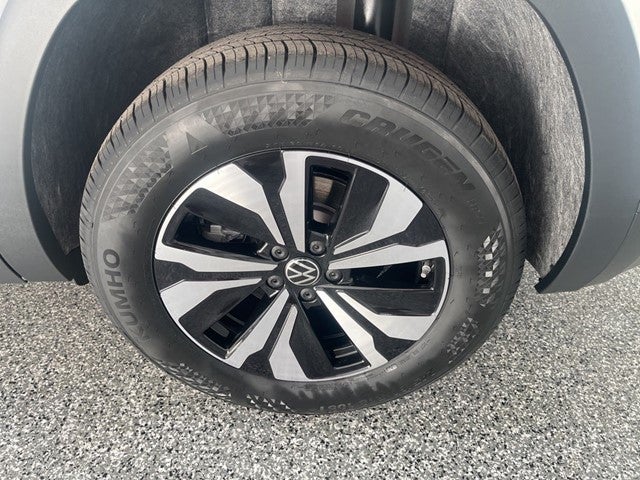 2026 Volkswagen Atlas Cross Sport 2.0T SE