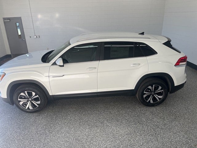 2026 Volkswagen Atlas Cross Sport 2.0T SE