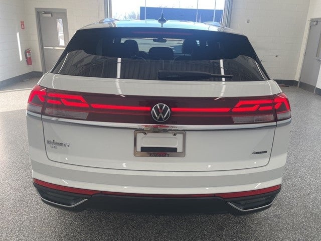 2026 Volkswagen Atlas Cross Sport 2.0T SE