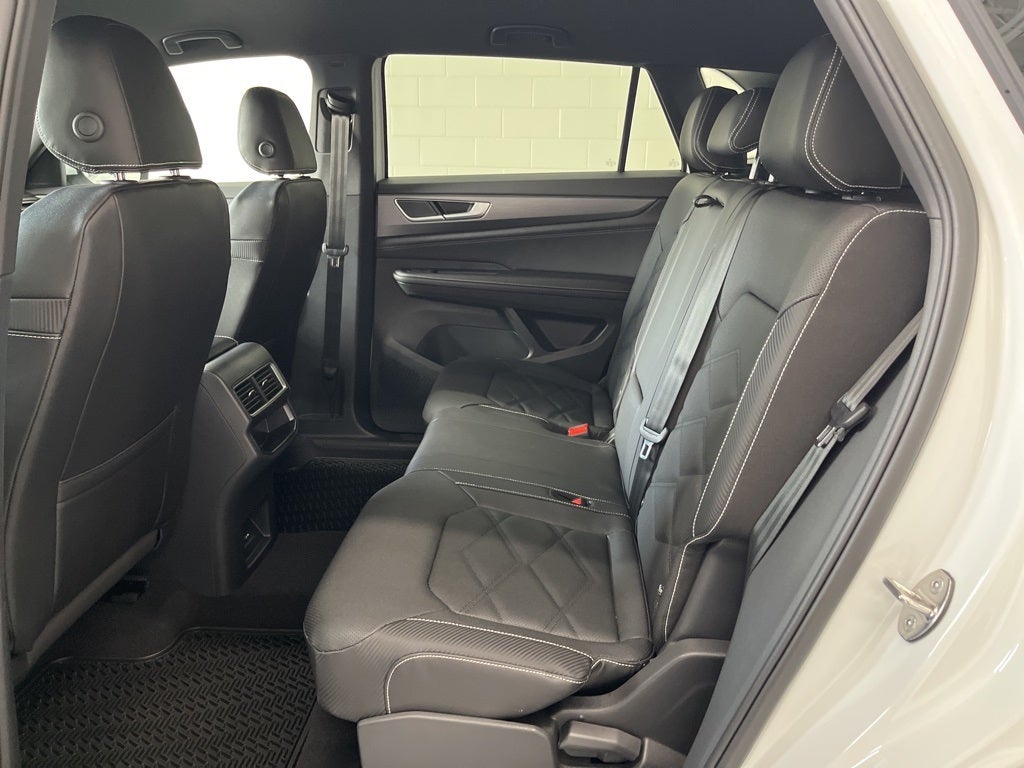 2026 Volkswagen Atlas Cross Sport 2.0T SE