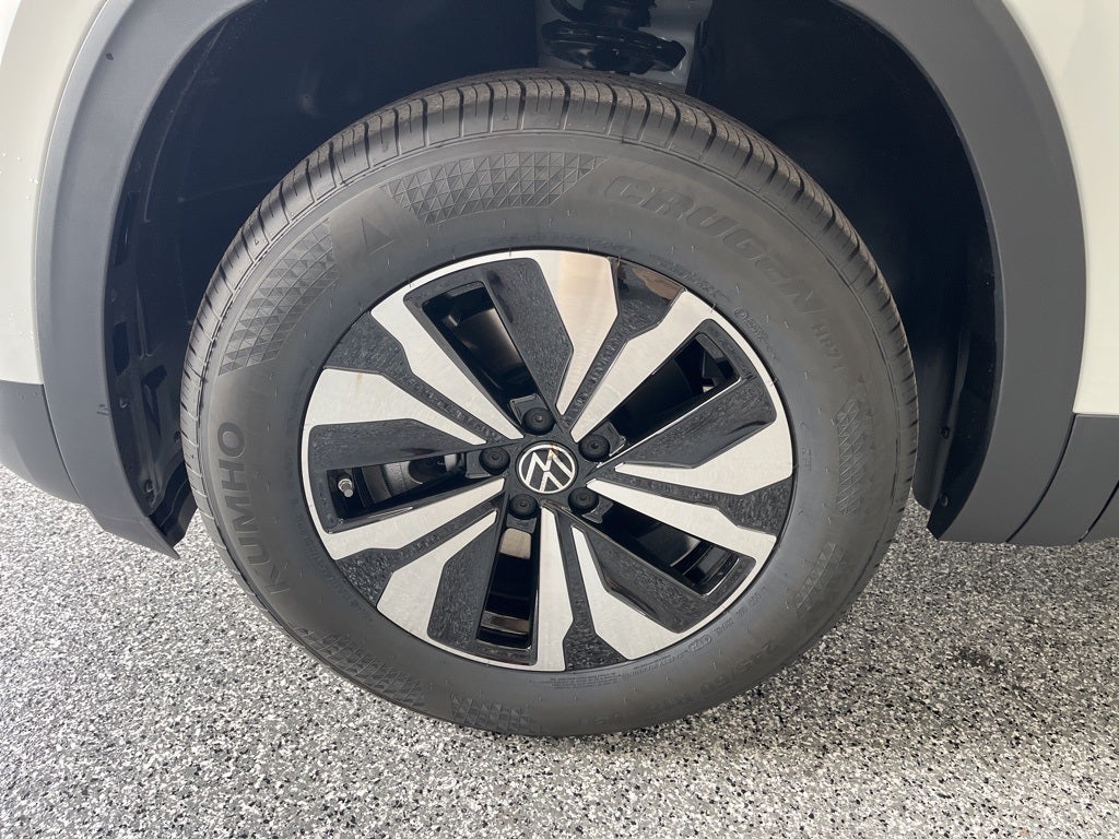 2026 Volkswagen Atlas Cross Sport 2.0T SE