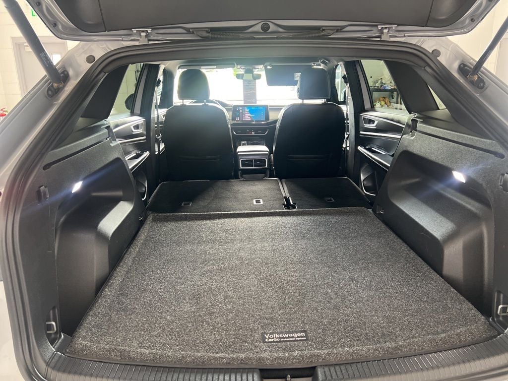 2024 Volkswagen Atlas Cross Sport 2.0T SE