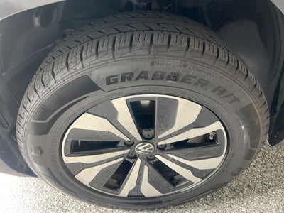 2024 Volkswagen Atlas Cross Sport 2.0T SE