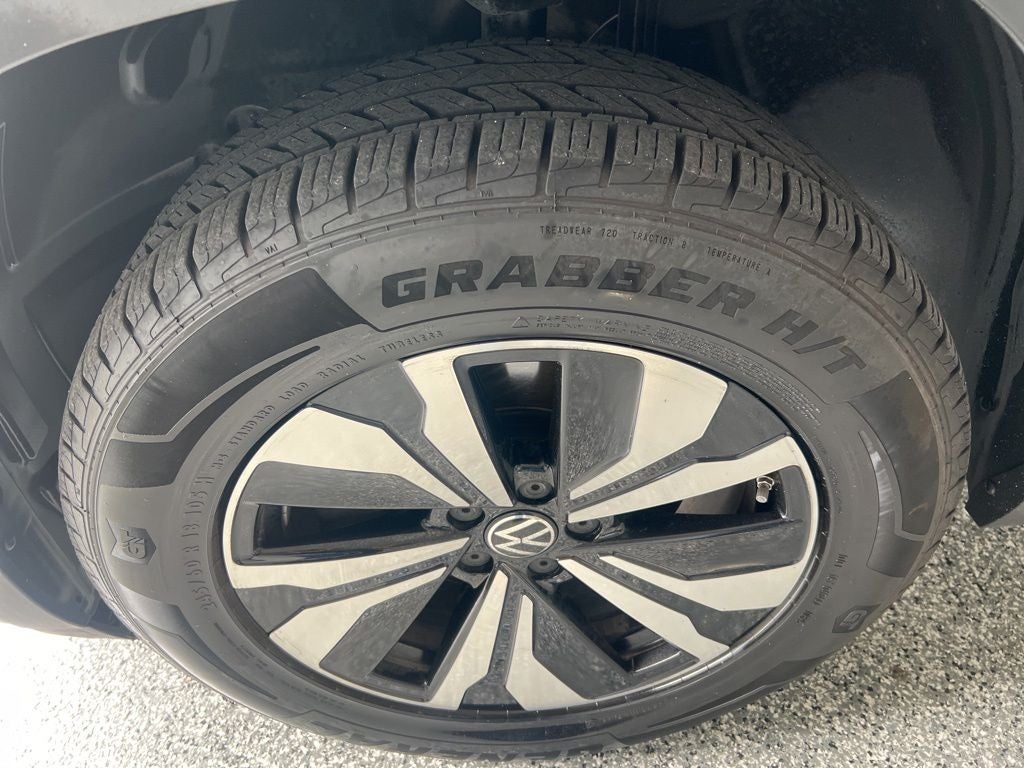 2024 Volkswagen Atlas Cross Sport 2.0T SE