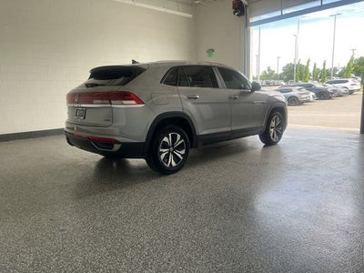2024 Volkswagen Atlas Cross Sport 2.0T SE