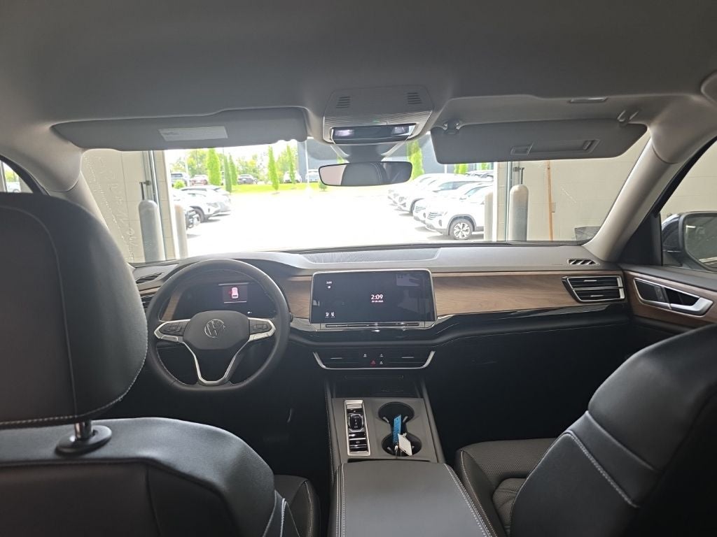 2026 Volkswagen Atlas 2.0T SE