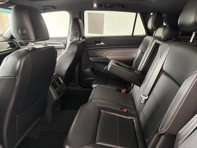 2023 Volkswagen Atlas Cross Sport 3.6L V6 SEL R-Line